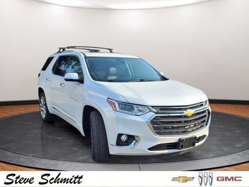 Certified 2018 Chevrolet Traverse Premier w/ Driver Confidence II Package FWD image 31