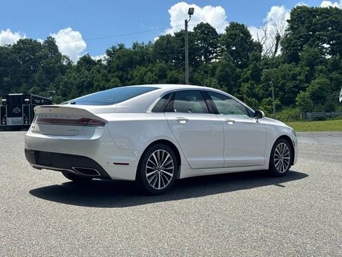 Used 2018 Lincoln MKZ Select w/ Technology Package AWD/4WD image 6