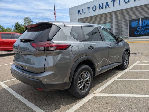 Used 2024 Nissan Rogue S AWD/4WD image 5