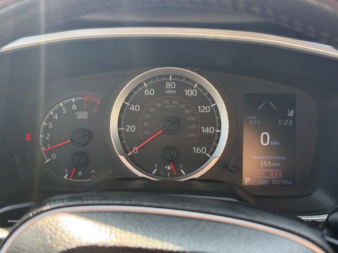 Used 2019 Toyota Corolla SE image 13