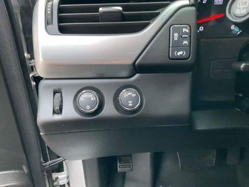 Used 2019 Chevrolet Tahoe LT AWD/4WD image 29