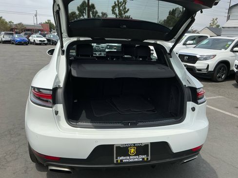 Used 2021 Porsche Macan AWD/4WD image 24