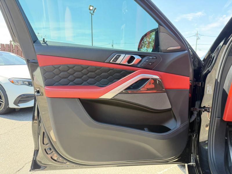 Used 2021 BMW X6 M Competition AWD/4WD image 10