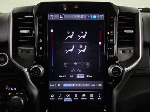 New 2026 RAM 1500 4x4 Crew Cab image 22
