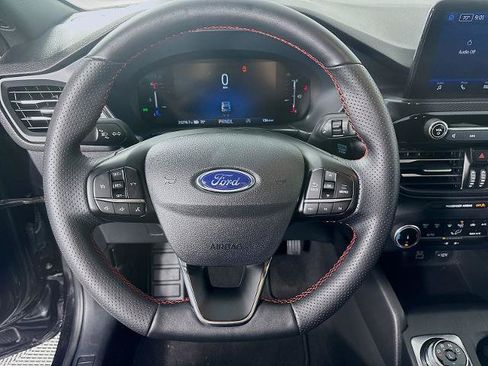 Certified 2025 Ford Escape ST-Line FWD image 11
