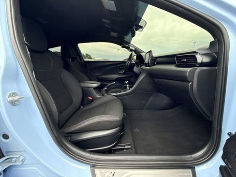 Used 2020 Hyundai Veloster N w/ Performance Package FWD image 24