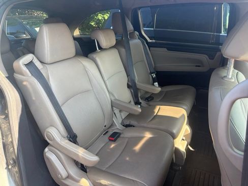 Used 2019 Honda Odyssey EX-L image 5