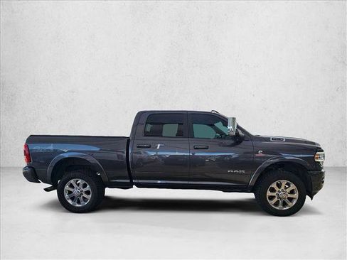 Used 2019 RAM 2500 Laramie AWD/4WD image 4
