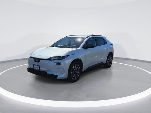 New 2026 Subaru Solterra Limited image 4