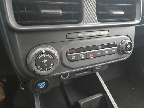 New 2026 Ford Maverick Lariat w/ Black Appearance Package image 16