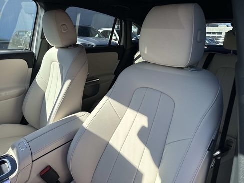 Used 2026 Mercedes-Benz GLA 250 image 9