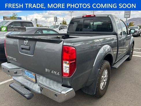 Used 2016 Nissan Frontier SV w/ SV Value Truck Package AWD/4WD image 7