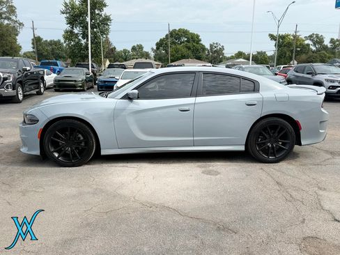 Used 2022 Dodge Charger R/T w/ Plus Group RWD image 4