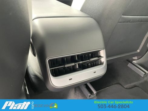 Used 2023 Tesla Model Y Long Range image 44