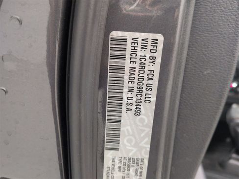 Certified 2024 Dodge Durango GT image 39