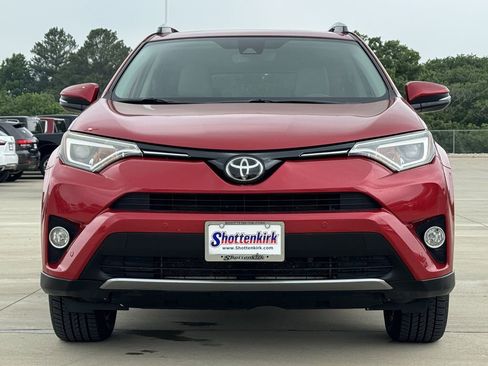 Used 2017 Toyota RAV4 Limited FWD image 7