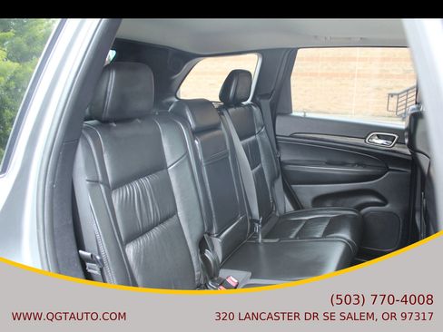 Used 2011 Jeep Grand Cherokee Laredo image 18
