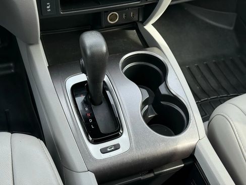 Used 2016 Honda Pilot EX-L image 11