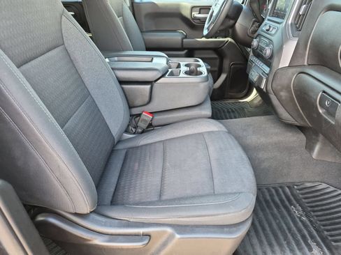 Used 2022 Chevrolet Silverado 1500 Custom AWD/4WD image 21