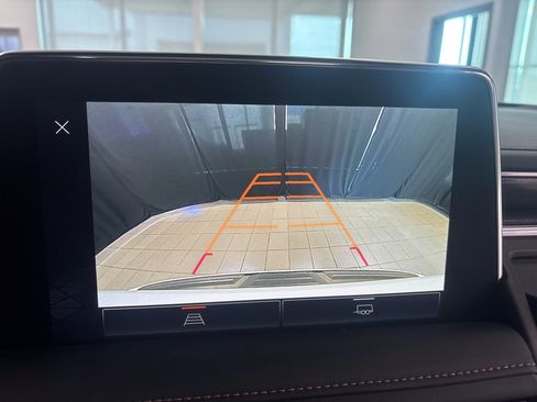 Used 2024 GMC Yukon AT4 image 32