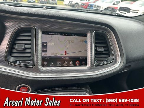 Used 2016 Dodge Challenger SRT Hellcat RWD image 29