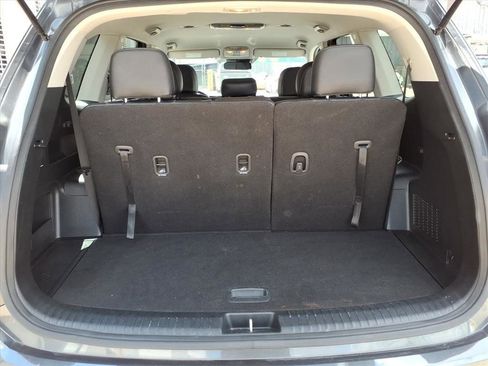 Used 2024 Kia Telluride LX image 8