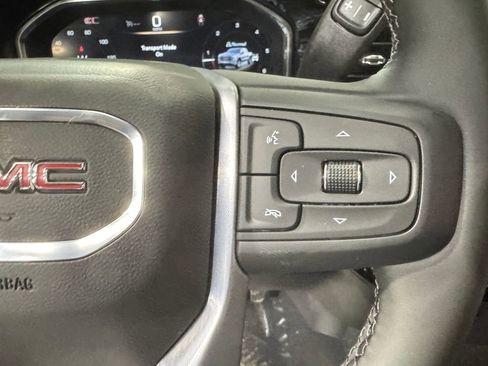 New 2026 GMC Sierra 1500 Elevation image 17