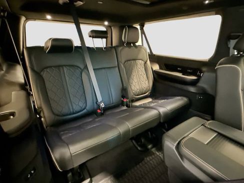 Used 2023 Jeep Grand Wagoneer L Series III w/ Quick Order Packagew 28T image 25