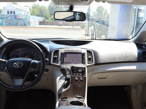 Used 2013 Toyota Venza Limited w/ Tow Prep Pkg AWD/4WD image 12