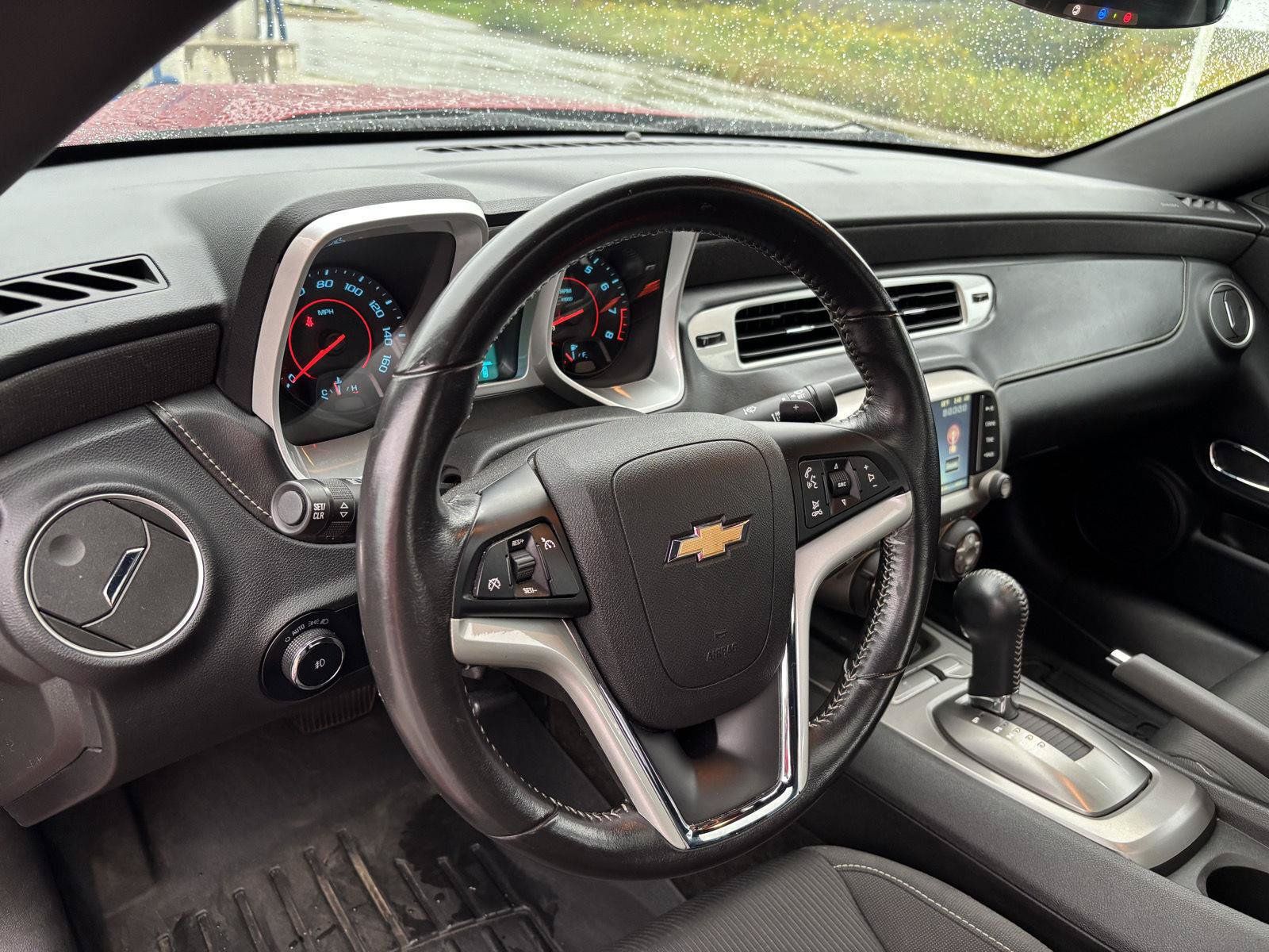 Used 2013 Chevrolet Camaro LT RWD image 27