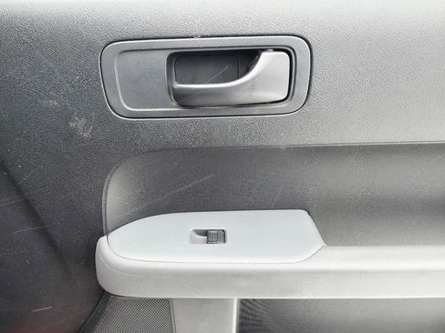 Used 2005 Honda Element EX image 23