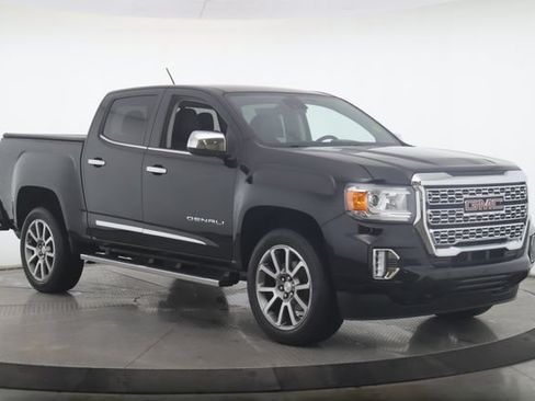 Used 2022 GMC Canyon Denali AWD/4WD image 2