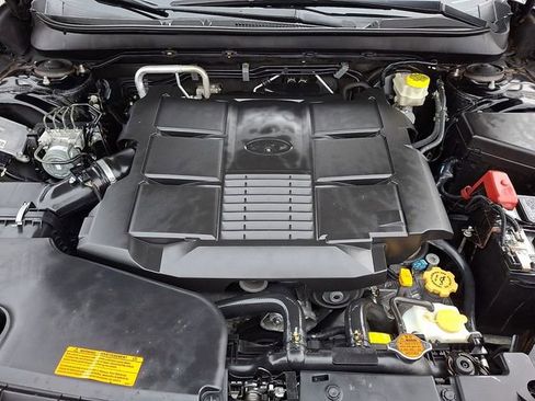 Used 2017 Subaru Outback 3.6R Limited image 30