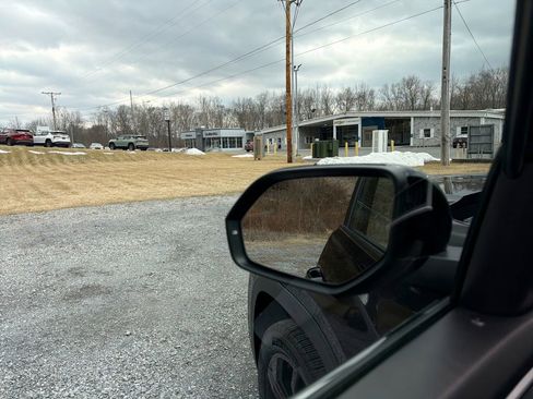 Used 2023 Volkswagen Atlas SE w/ Panoramic Sunroof Package image 12