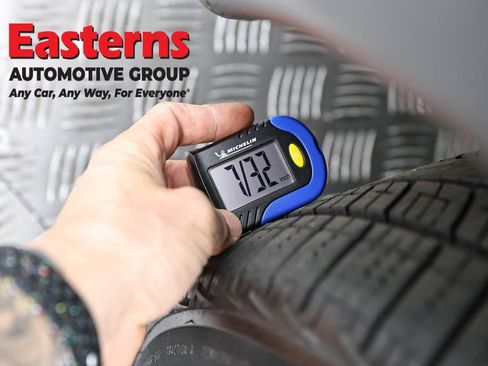 Used 2020 Tesla Model Y Long Range image 23