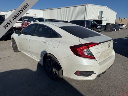 Used 2019 Honda Civic Sport image 7