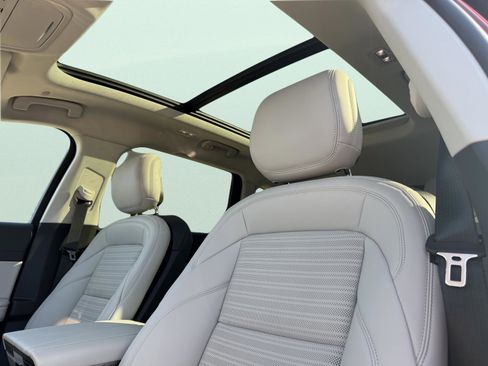 New 2026 Lincoln Nautilus Reserve AWD/4WD image 31