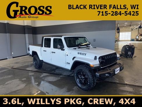 Used 2024 Jeep Gladiator Willys image 1
