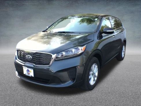 Used 2020 Kia Sorento LX FWD image 7