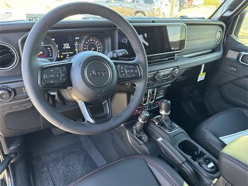 New 2026 Jeep Wrangler Unlimited Rubicon image 20