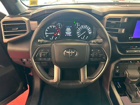 Certified 2026 Toyota Tundra SR5 w/ SR5 Premium Package AWD/4WD image 18