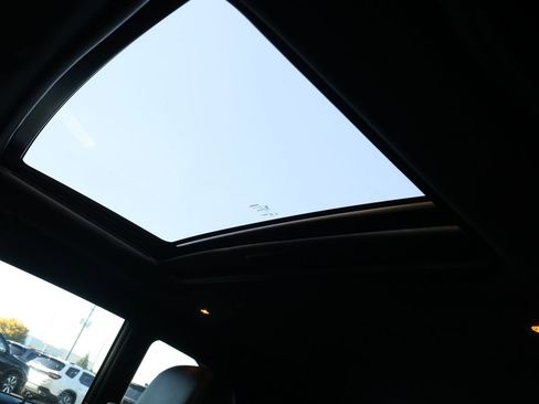 Used 2023 Dodge Challenger R/T Scat Pack w/ T/A Package image 17