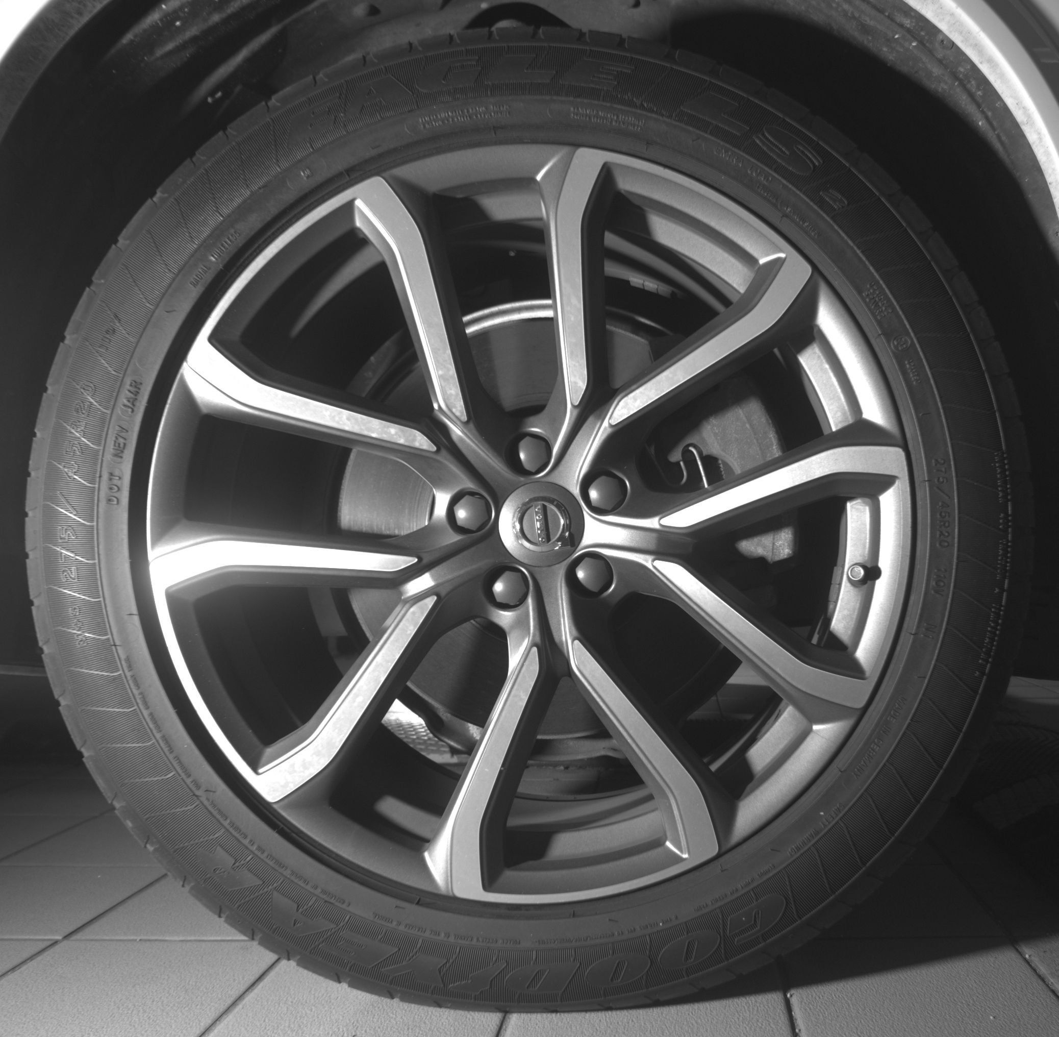 Used 2017 Volvo XC90 T6 Momentum w/ Vision Package AWD/4WD image 26