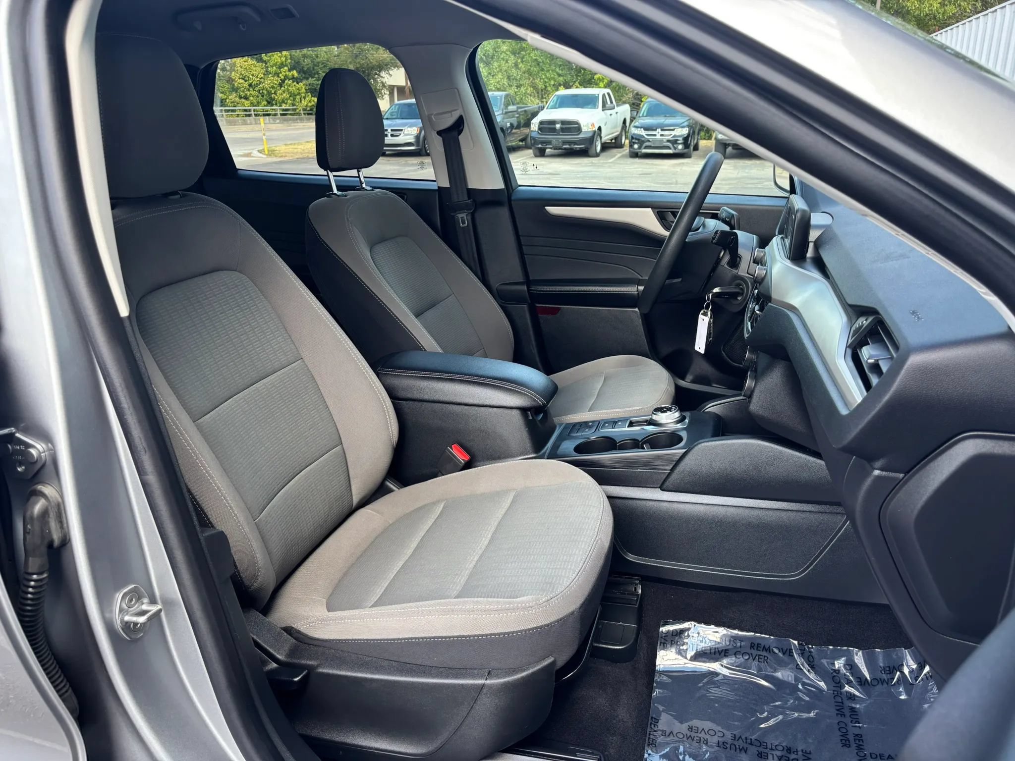 Used 2022 Ford Escape S AWD/4WD image 15