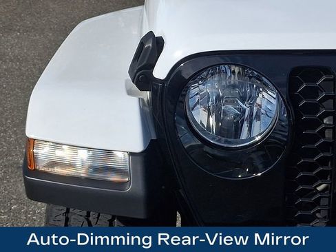 Used 2021 Jeep Gladiator Sport AWD/4WD image 31