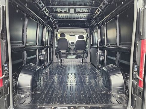 Used 2026 RAM ProMaster 2500 w/ Convenience Group image 5