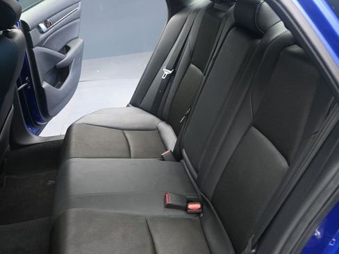 Used 2020 Honda Accord Sport image 18