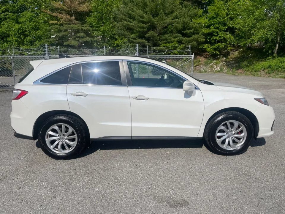 Used 2018 Acura RDX AWD image 4