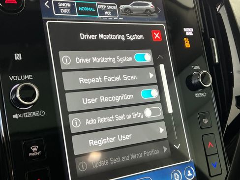 Certified 2025 Subaru Ascent Bronze Edition w/ Popular Package #2 AWD/4WD image 39