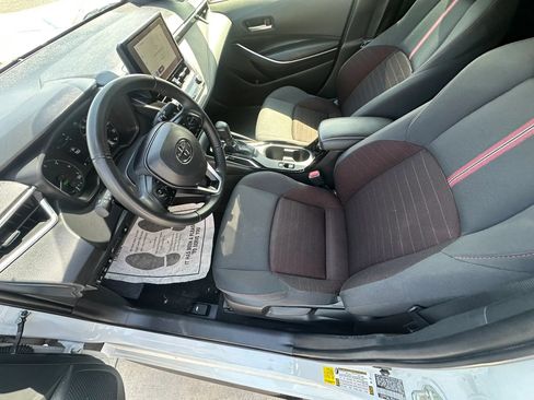 Used 2025 Toyota Corolla SE FWD image 31